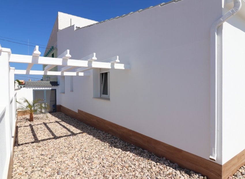 Reventa - Townhouse / Duplex - Ciudad Quesada - Altos de Quesada
