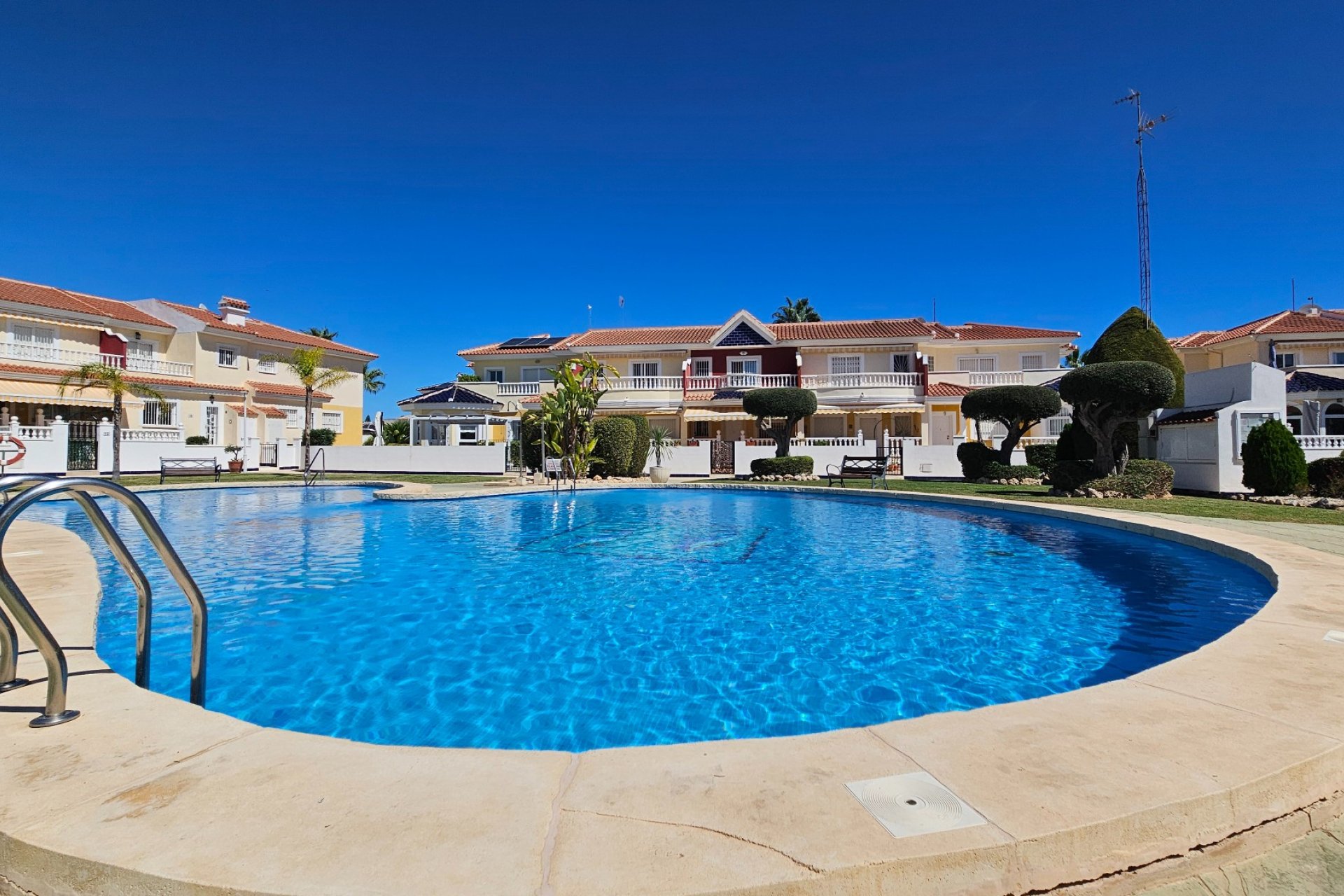 Reventa - Townhouse / Duplex - Ciudad Quesada - Cuidad Quesada