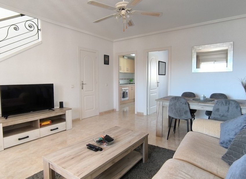 Reventa - Townhouse / Duplex - Ciudad Quesada - Doña Pepa