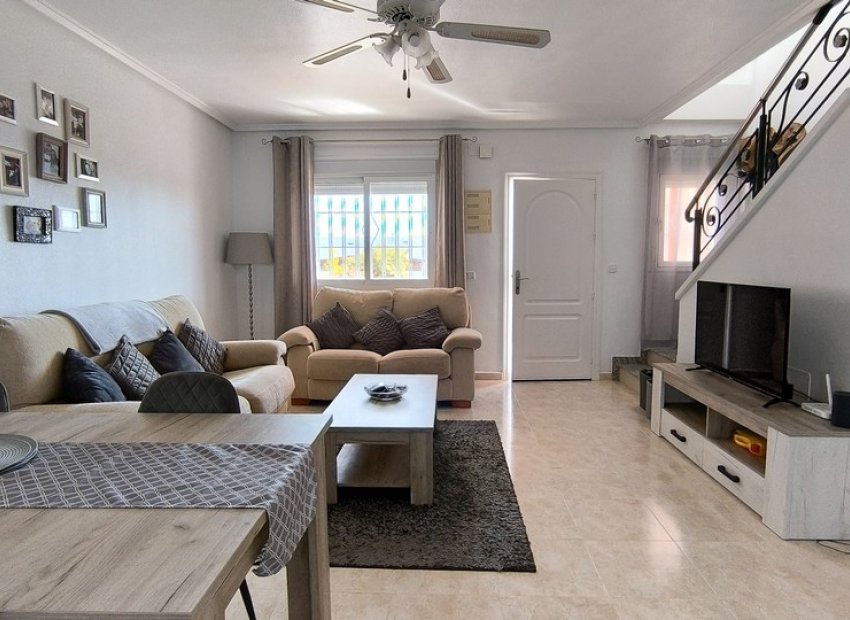 Reventa - Townhouse / Duplex - Ciudad Quesada - Doña Pepa