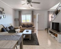 Reventa - Townhouse / Duplex - Ciudad Quesada - Doña Pepa