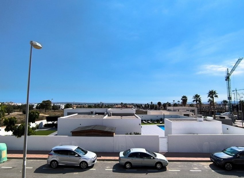 Reventa - Townhouse / Duplex - Ciudad Quesada - Doña Pepa