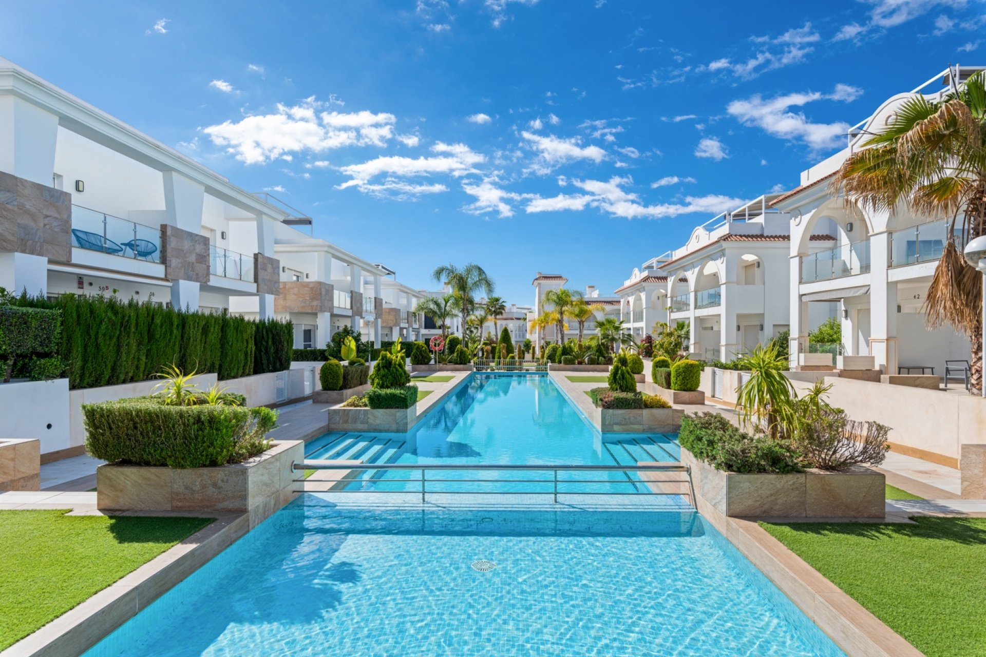 Reventa - Townhouse / Duplex - Ciudad Quesada - Doña Pepa