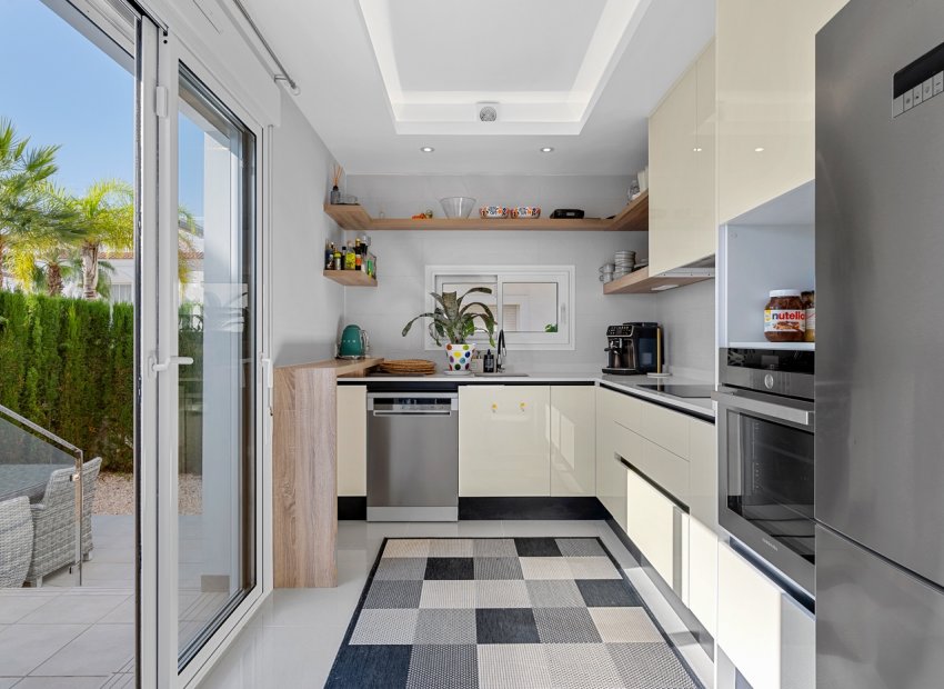 Reventa - Townhouse / Duplex - Ciudad Quesada - Doña Pepa