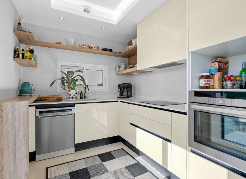 Reventa - Townhouse / Duplex - Ciudad Quesada - Doña Pepa