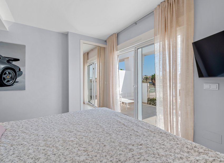 Reventa - Townhouse / Duplex - Ciudad Quesada - Doña Pepa