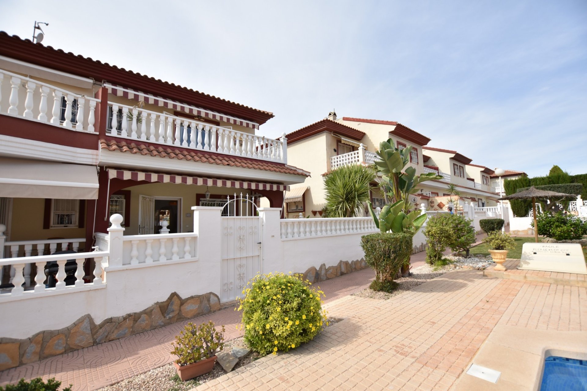 Reventa - Townhouse / Duplex - Ciudad Quesada - Doña Pepa
