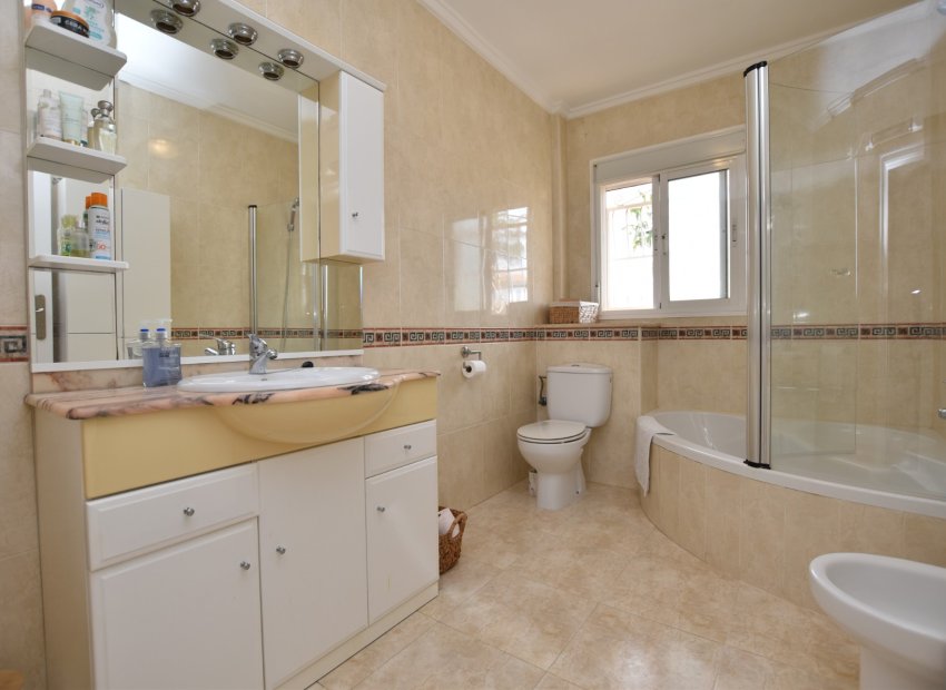 Reventa - Townhouse / Duplex - Ciudad Quesada - Doña Pepa