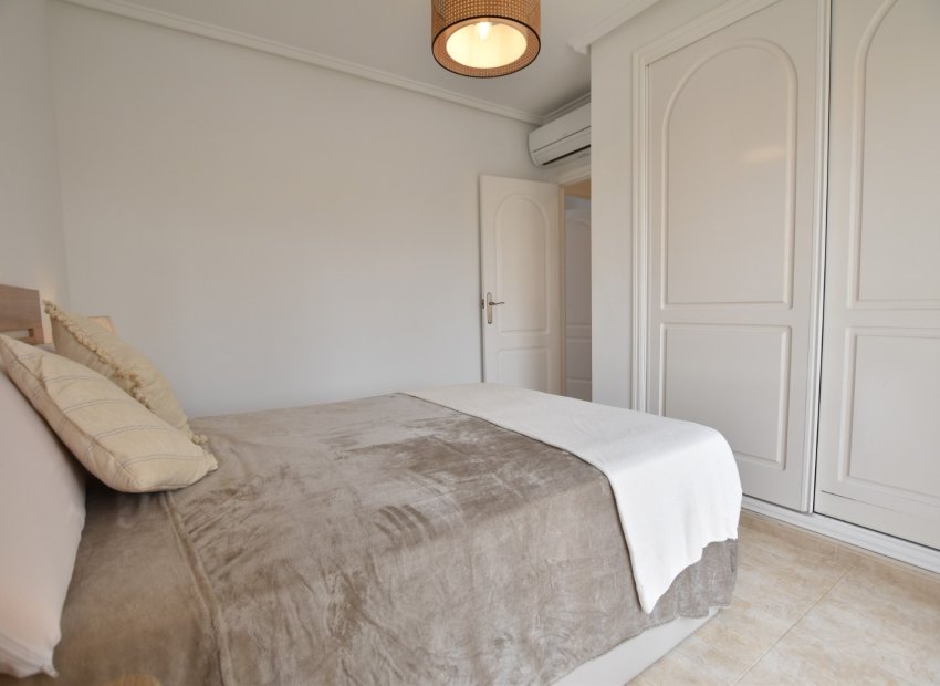 Reventa - Townhouse / Duplex - Ciudad Quesada - Doña Pepa