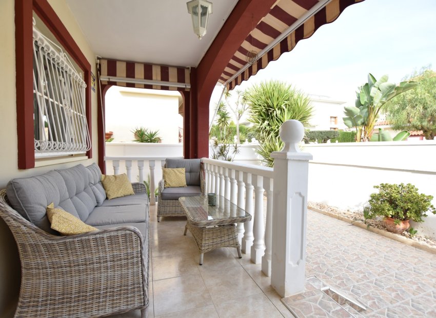 Reventa - Townhouse / Duplex - Ciudad Quesada - Doña Pepa