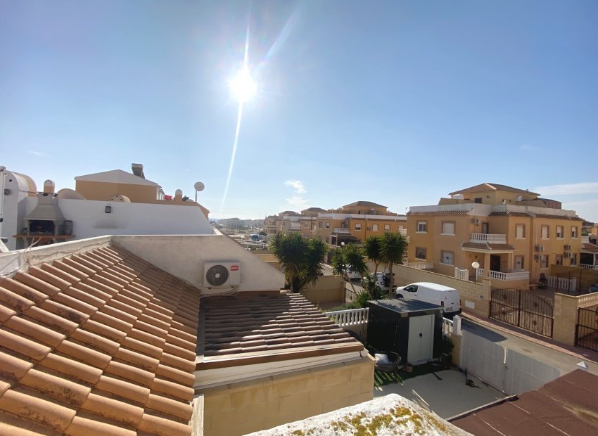 Reventa - Townhouse / Duplex - Ciudad Quesada - Doña Pepa