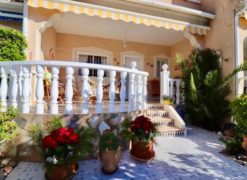 Reventa - Townhouse / Duplex - Ciudad Quesada - Doña Pepa