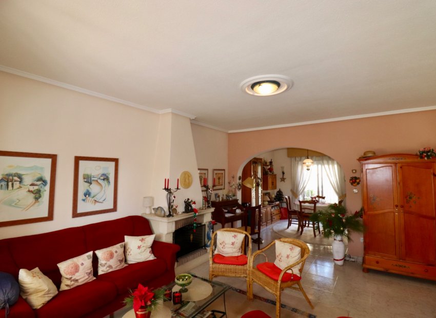 Reventa - Townhouse / Duplex - Ciudad Quesada - Doña Pepa