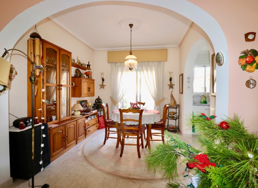 Reventa - Townhouse / Duplex - Ciudad Quesada - Doña Pepa