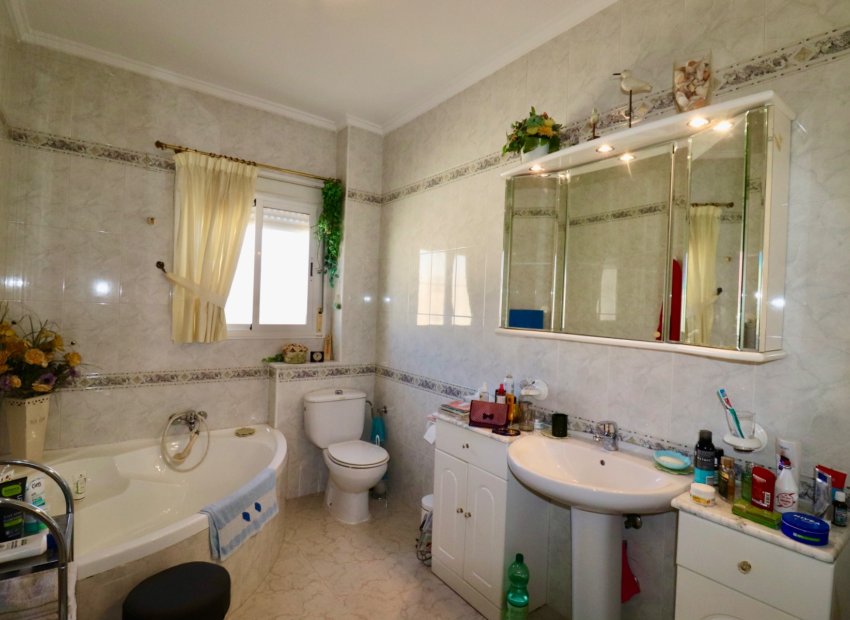 Reventa - Townhouse / Duplex - Ciudad Quesada - Doña Pepa