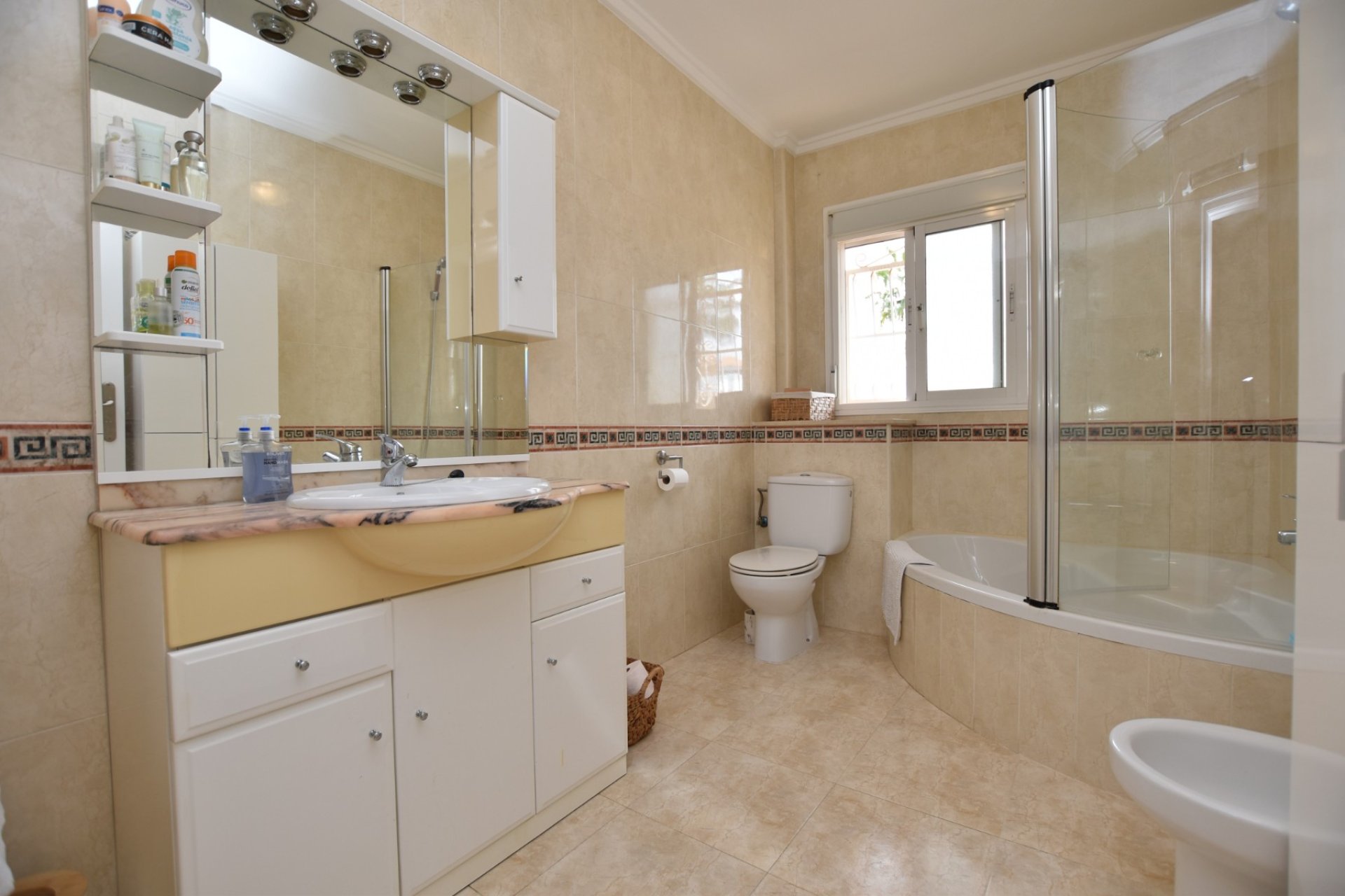 Reventa - Townhouse / Duplex - Ciudad Quesada - Doña Pepa