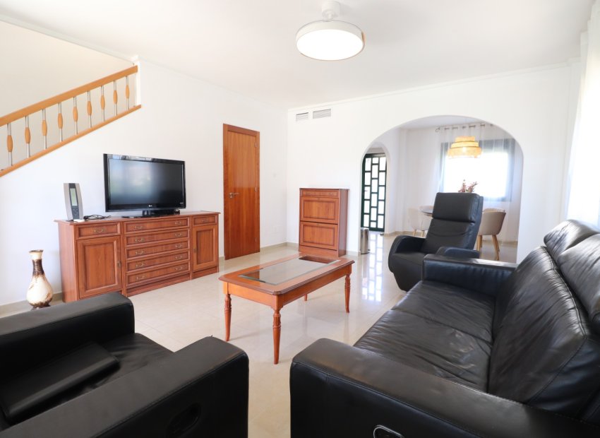 Reventa - Townhouse / Duplex - Ciudad Quesada - Doña Pepa
