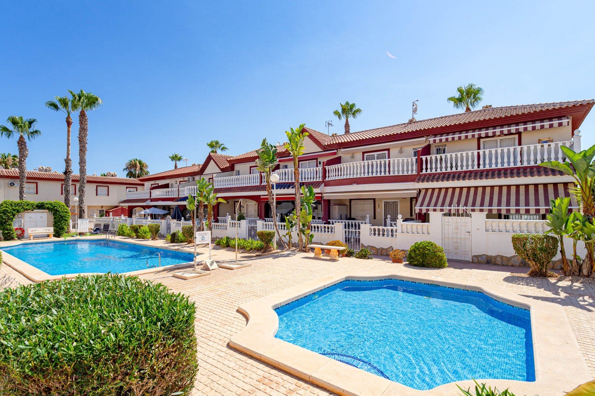 Reventa - Townhouse / Duplex - Ciudad Quesada - Doña Pepa