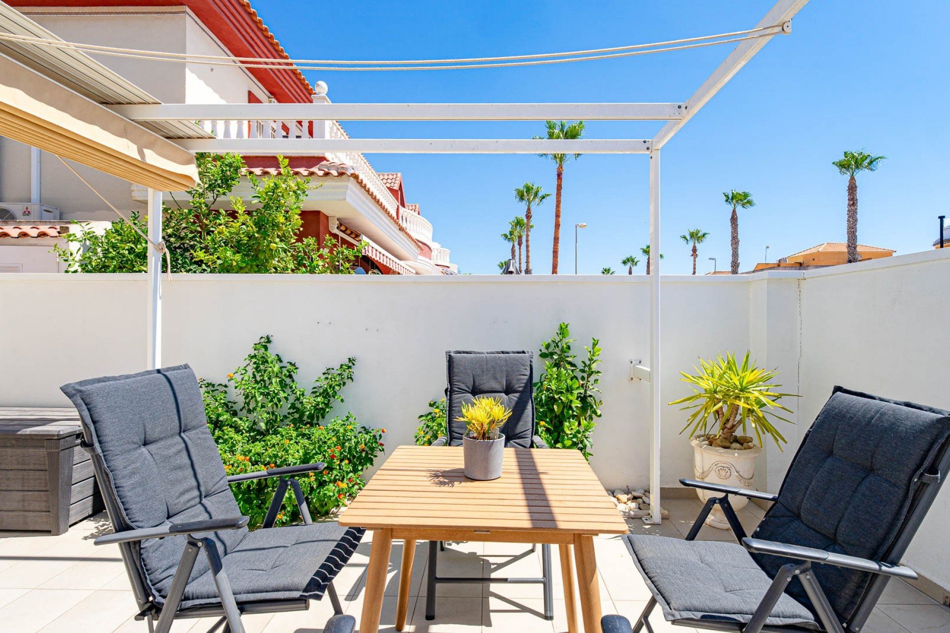 Reventa - Townhouse / Duplex - Ciudad Quesada - Doña Pepa