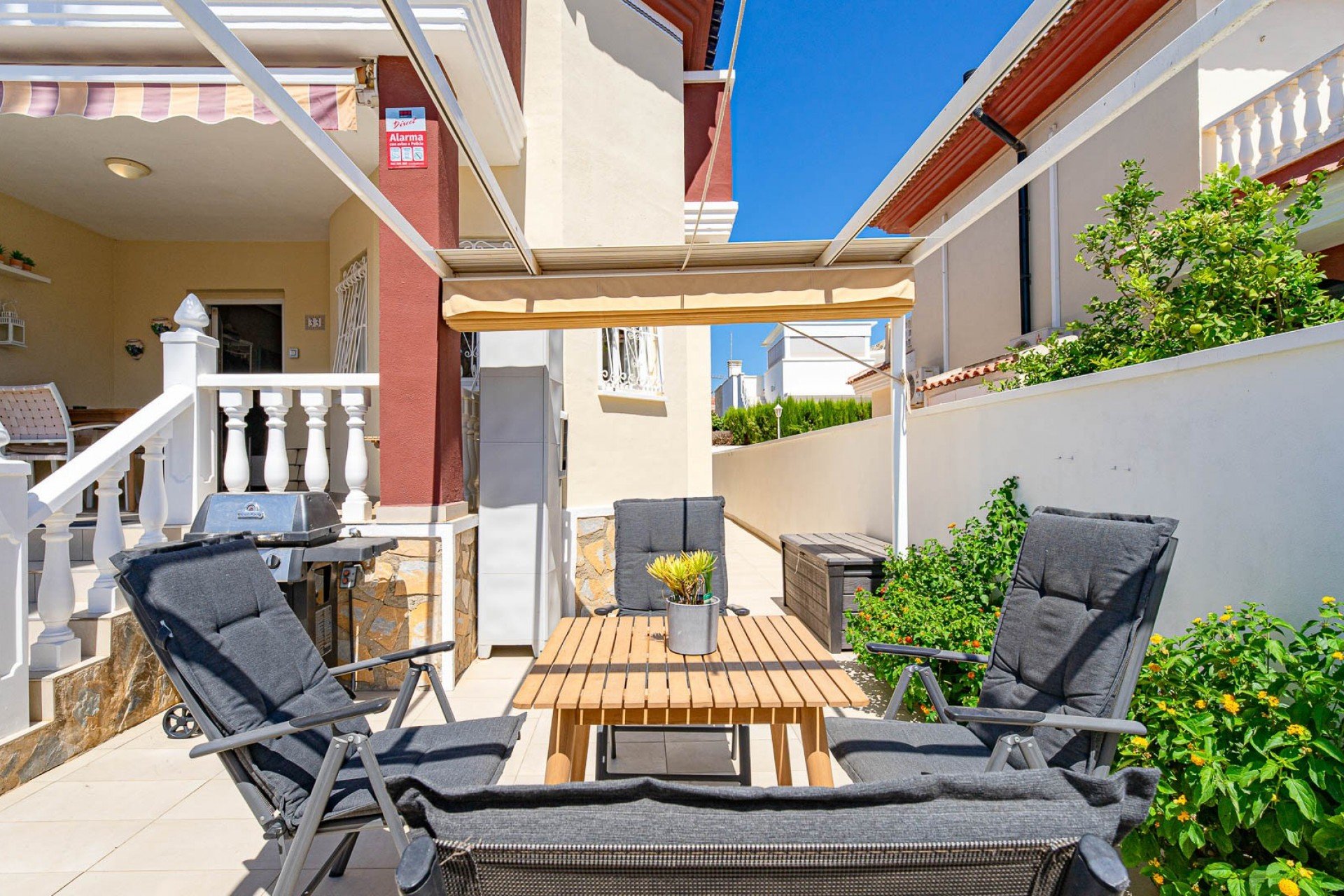Reventa - Townhouse / Duplex - Ciudad Quesada - Doña Pepa
