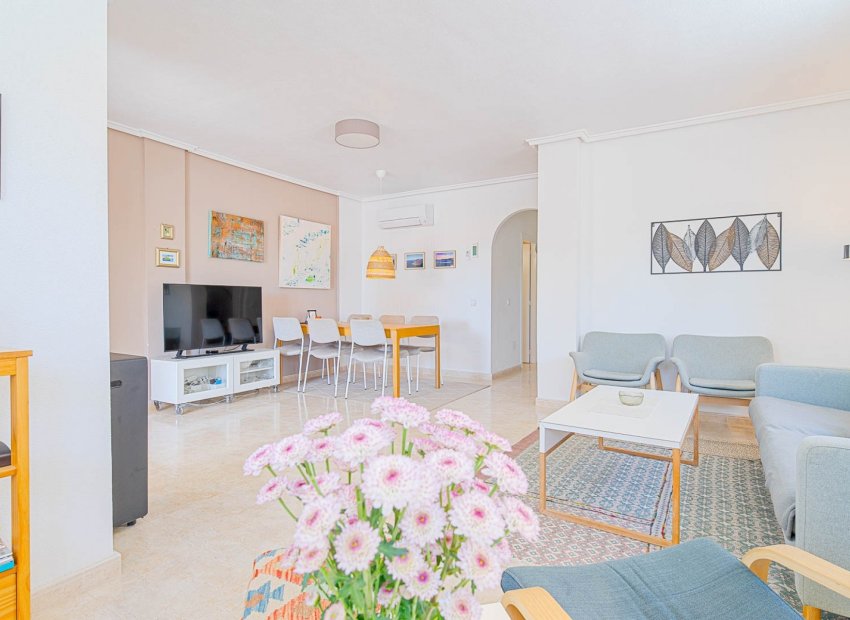 Reventa - Townhouse / Duplex - Ciudad Quesada - Doña Pepa