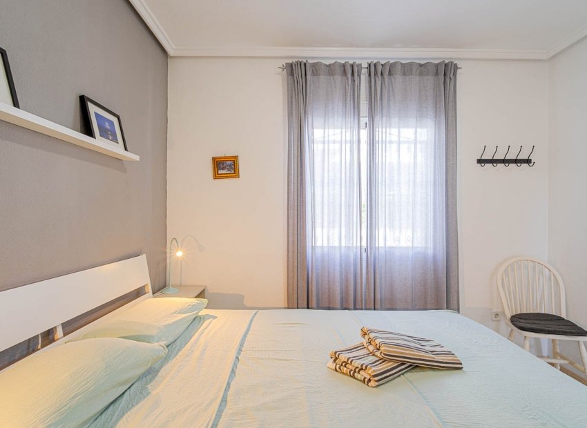 Reventa - Townhouse / Duplex - Ciudad Quesada - Doña Pepa