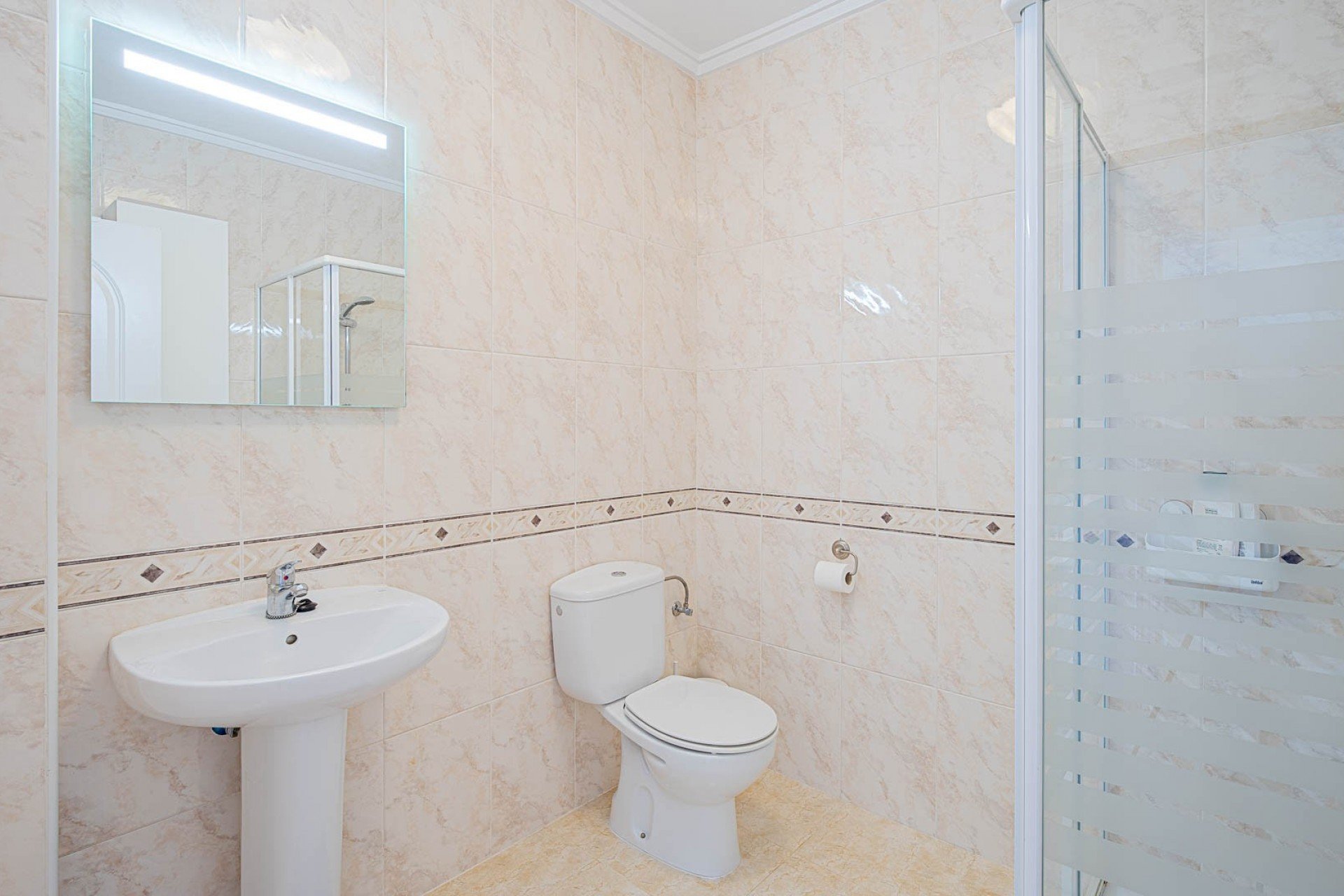 Reventa - Townhouse / Duplex - Ciudad Quesada - Doña Pepa