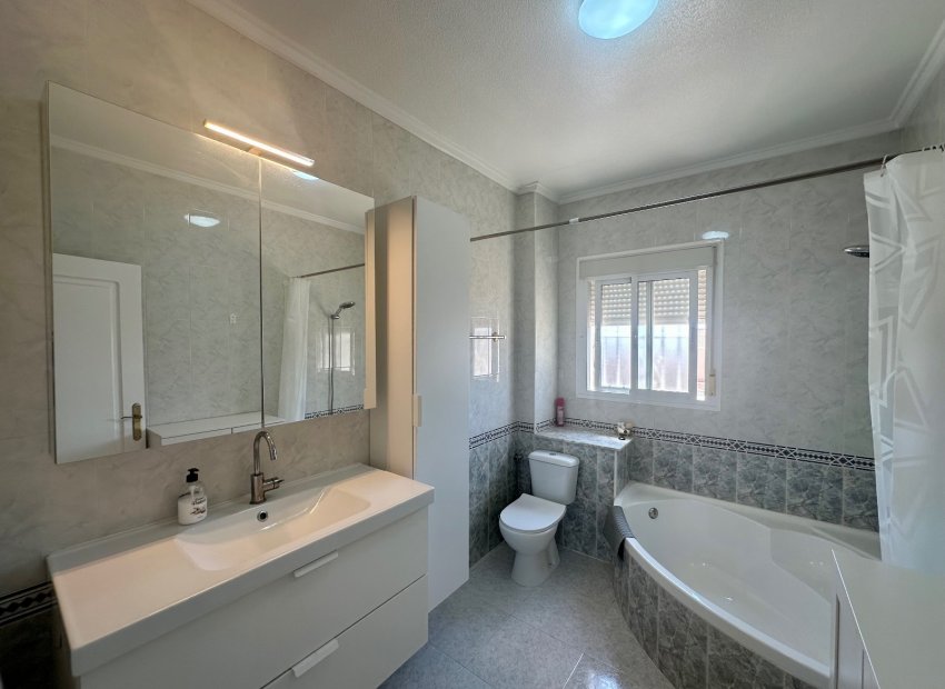 Reventa - Townhouse / Duplex - Ciudad Quesada - Doña Pepa