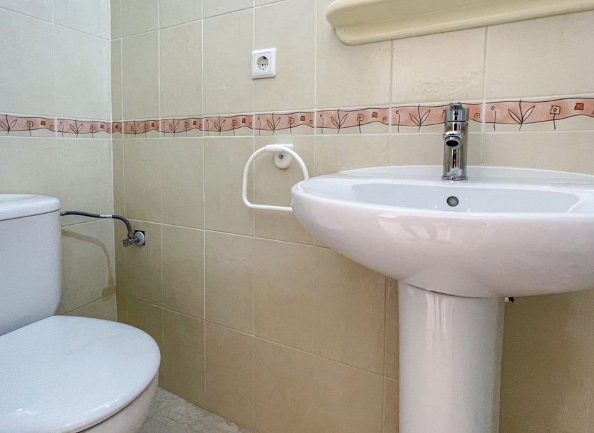 Reventa - Townhouse / Duplex - Ciudad Quesada - Doña Pepa