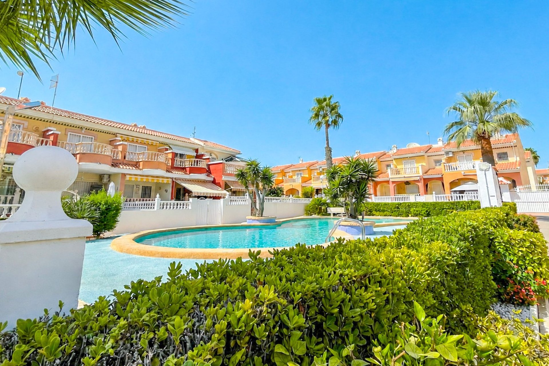 Reventa - Townhouse / Duplex - Ciudad Quesada - Doña Pepa