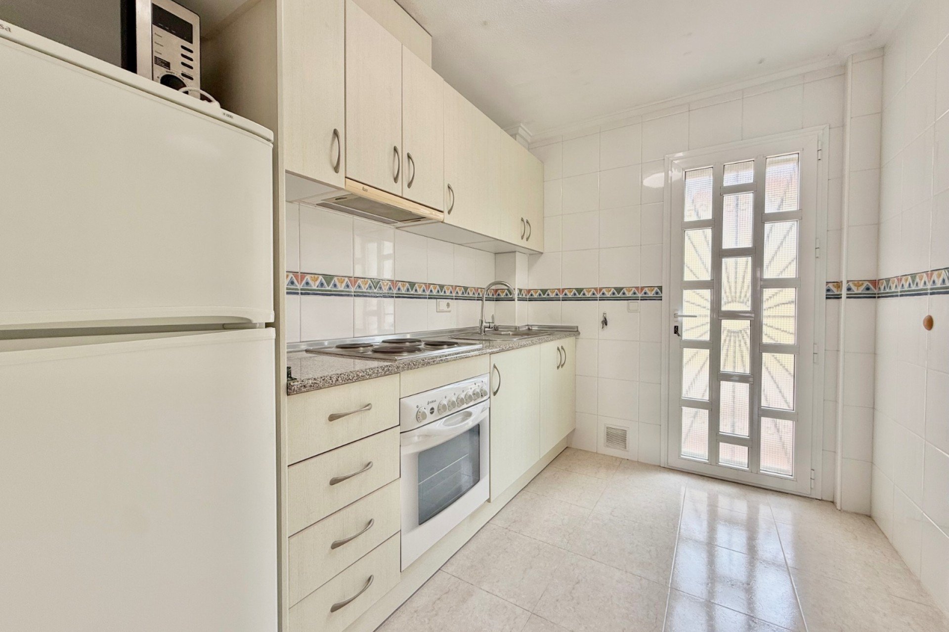 Reventa - Townhouse / Duplex - Ciudad Quesada - Doña Pepa