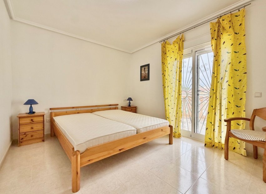 Reventa - Townhouse / Duplex - Ciudad Quesada - Doña Pepa