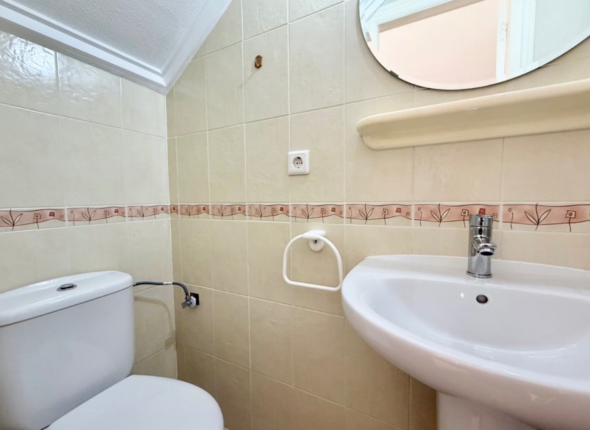 Reventa - Townhouse / Duplex - Ciudad Quesada - Doña Pepa