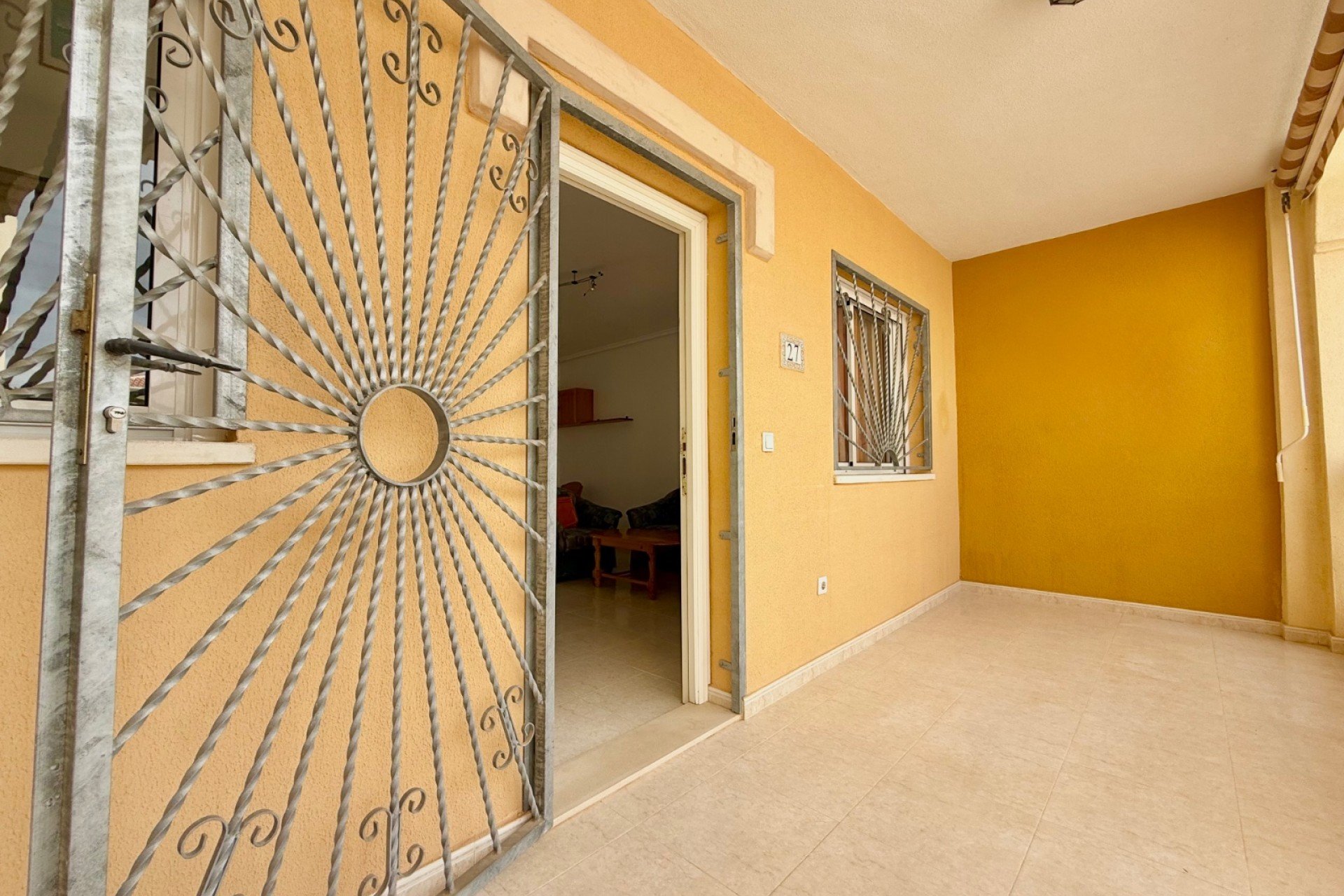 Reventa - Townhouse / Duplex - Ciudad Quesada - Doña Pepa