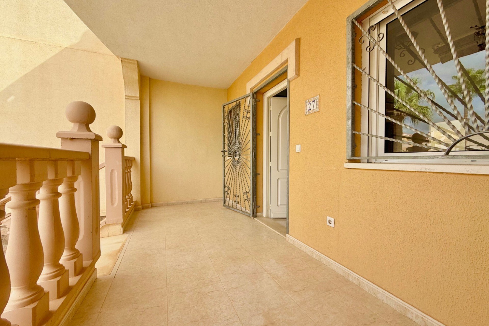 Reventa - Townhouse / Duplex - Ciudad Quesada - Doña Pepa