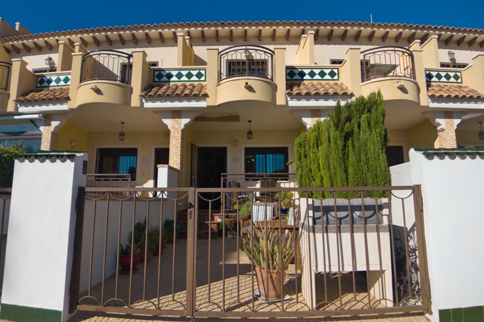 Reventa - Townhouse / Duplex - Ciudad Quesada - Doña Pepa