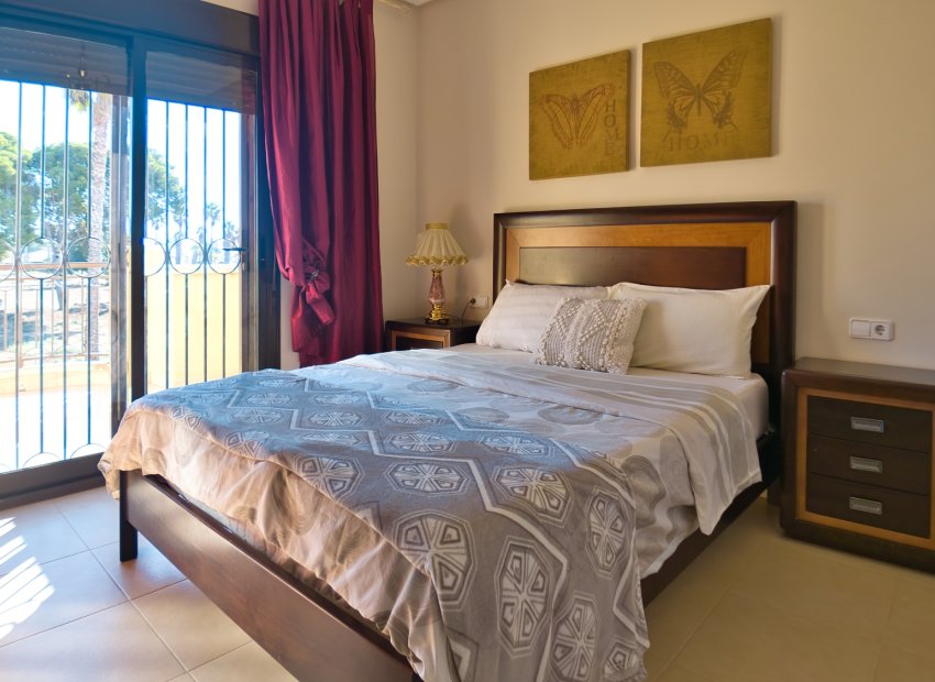 Reventa - Townhouse / Duplex - Ciudad Quesada - Doña Pepa
