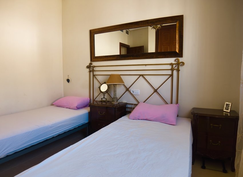 Reventa - Townhouse / Duplex - Ciudad Quesada - Doña Pepa