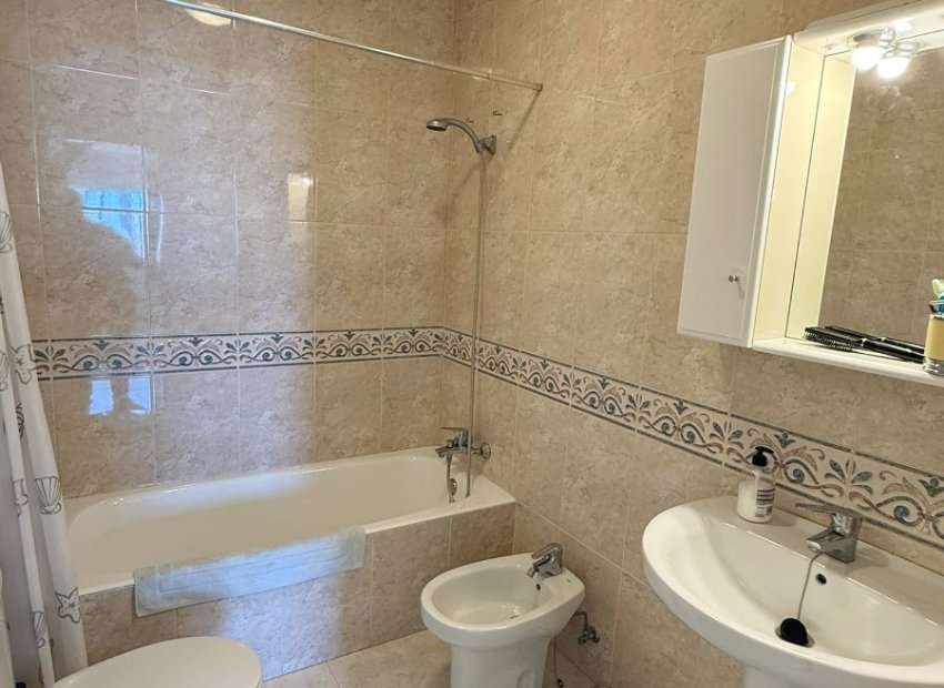 Reventa - Townhouse / Duplex - Ciudad Quesada - La Fiesta