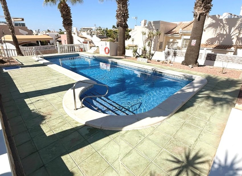 Reventa - Townhouse / Duplex - Ciudad Quesada - La Fiesta