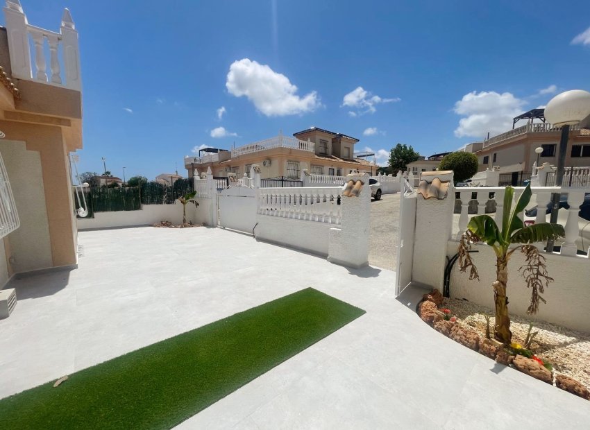 Reventa - Townhouse / Duplex - Ciudad Quesada - La Marquesa Golf