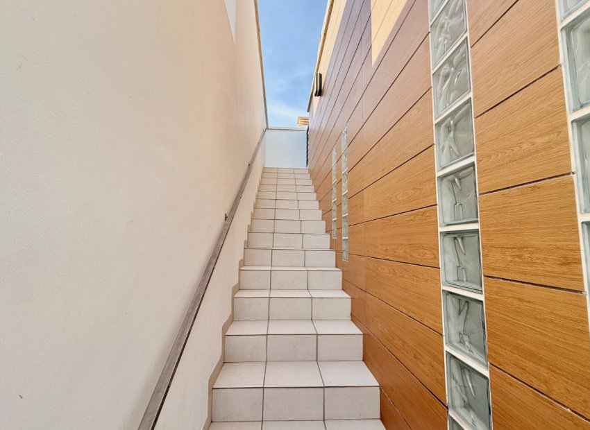 Reventa - Townhouse / Duplex - Ciudad Quesada - Lo Marabú