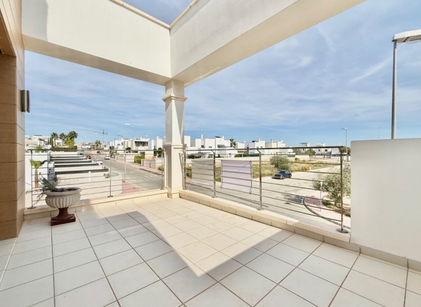 Reventa - Townhouse / Duplex - Ciudad Quesada - Lo Marabú