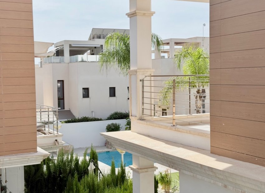 Reventa - Townhouse / Duplex - Ciudad Quesada - Lo Marabú