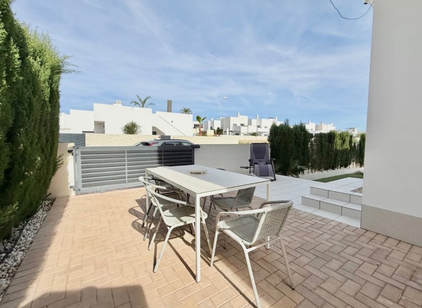 Reventa - Townhouse / Duplex - Ciudad Quesada - Lo Marabú