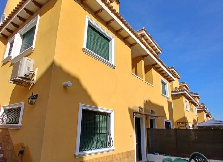 Reventa - Townhouse / Duplex - Ciudad Quesada