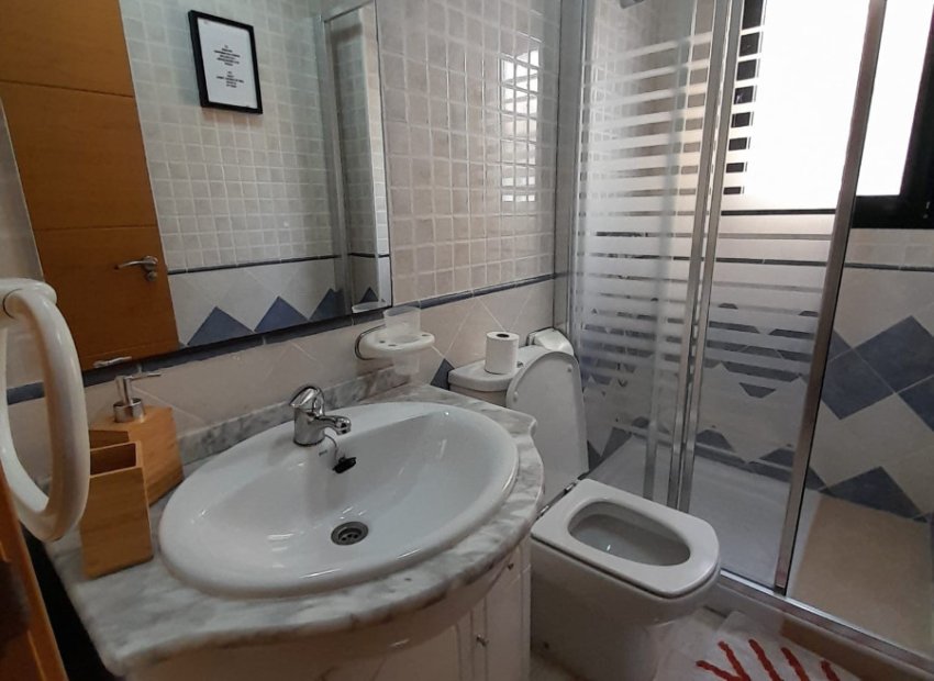 Reventa - Townhouse / Duplex - Ciudad Quesada