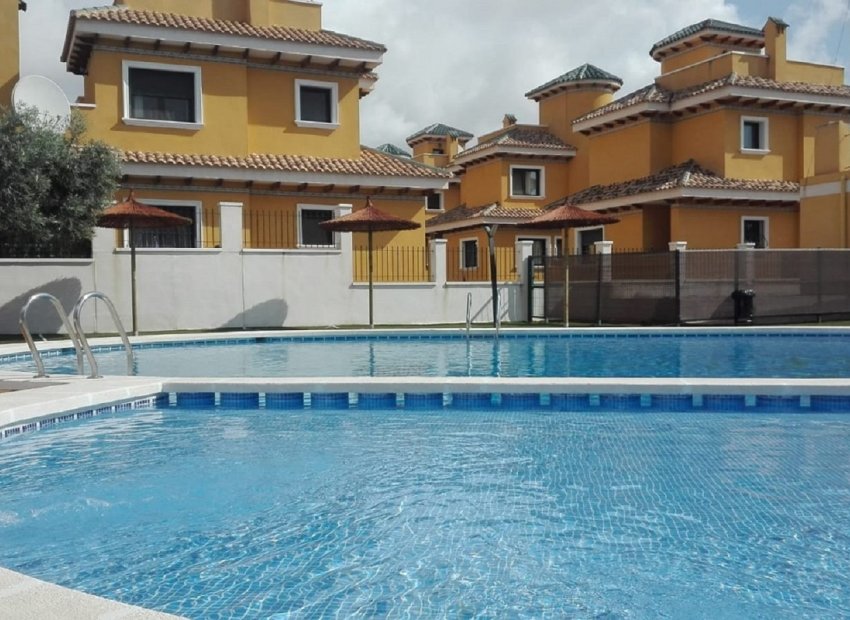 Reventa - Townhouse / Duplex - Ciudad Quesada