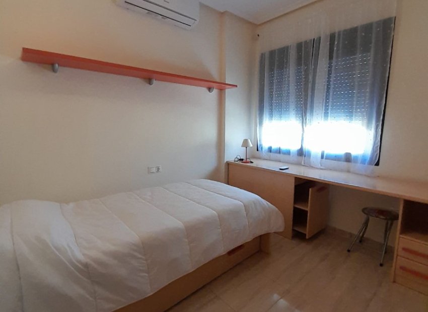 Reventa - Townhouse / Duplex - Ciudad Quesada