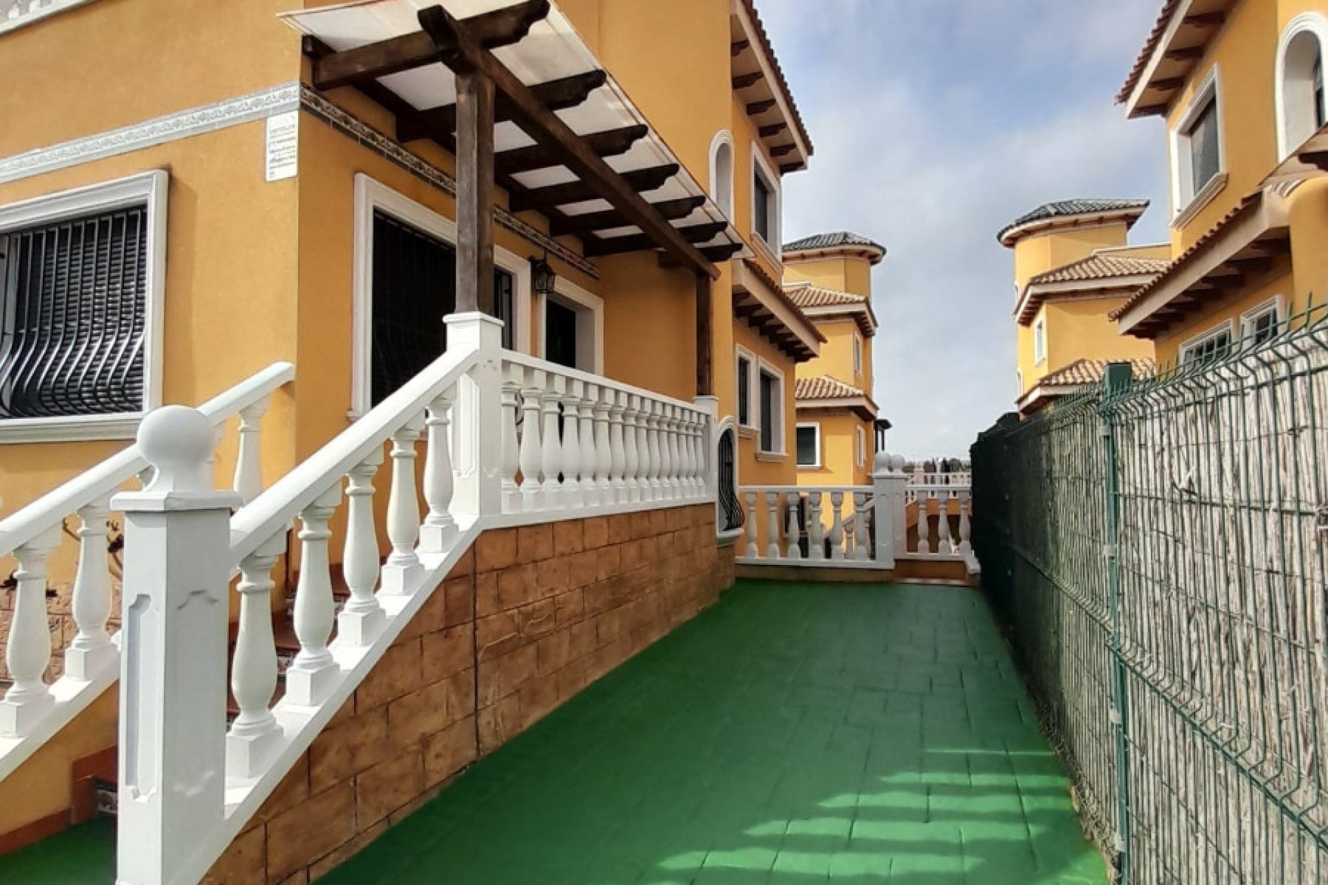Reventa - Townhouse / Duplex - Ciudad Quesada